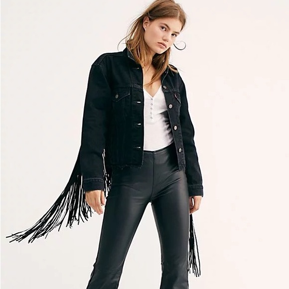 Levi’s Ex-Boyfriend Fringe Trucker Jacket Free People - Picture 2 of 12